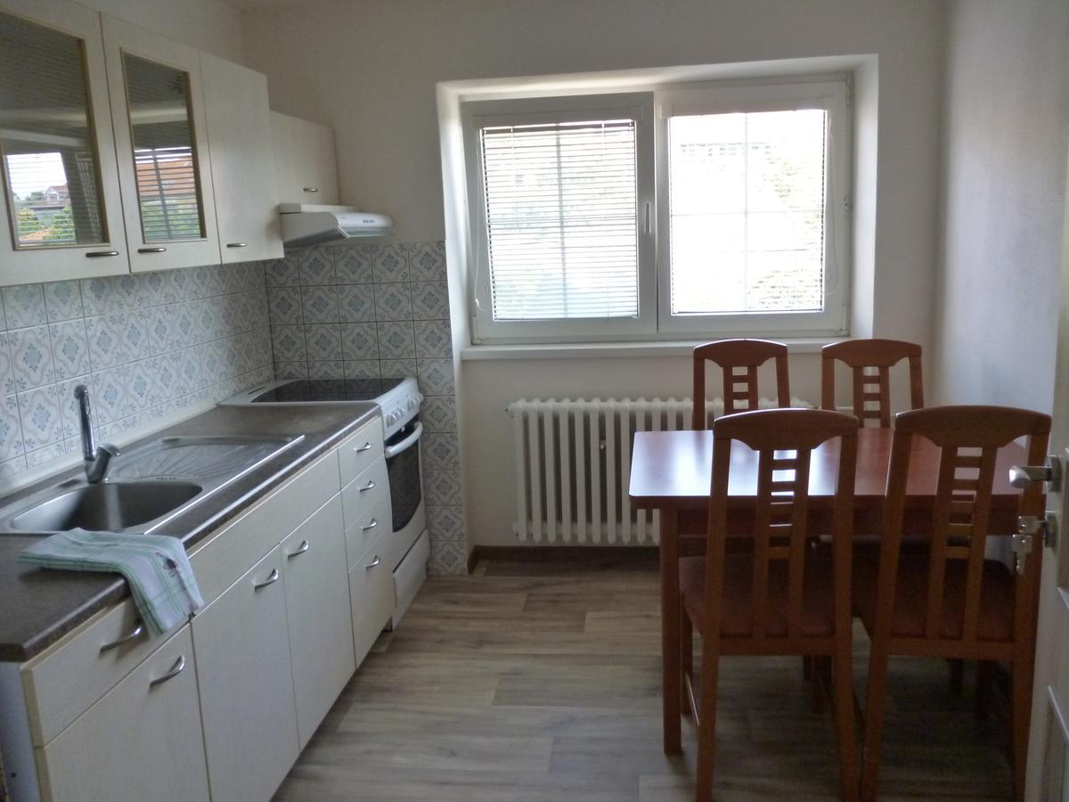 מיקולוב Apartman Relax-Chatka A Apartman מראה חיצוני תמונה