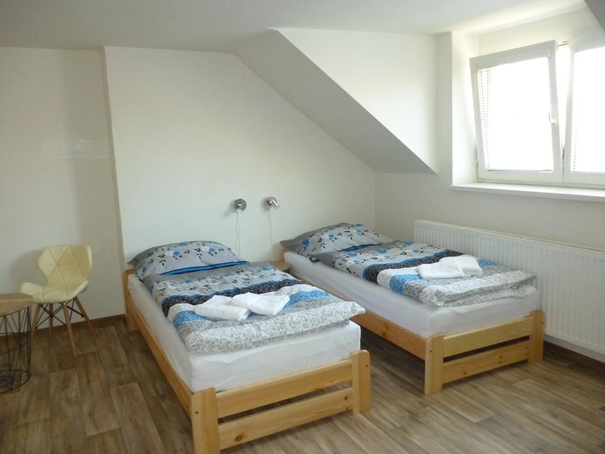 מיקולוב Apartman Relax-Chatka A Apartman מראה חיצוני תמונה