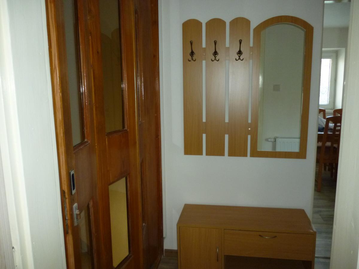 מיקולוב Apartman Relax-Chatka A Apartman מראה חיצוני תמונה